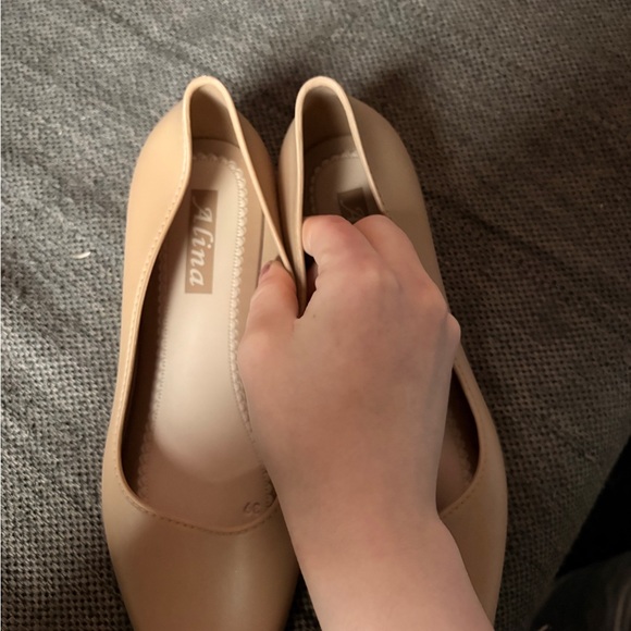 SHEIN Cream Loafers for Women - Picture 5 of 9